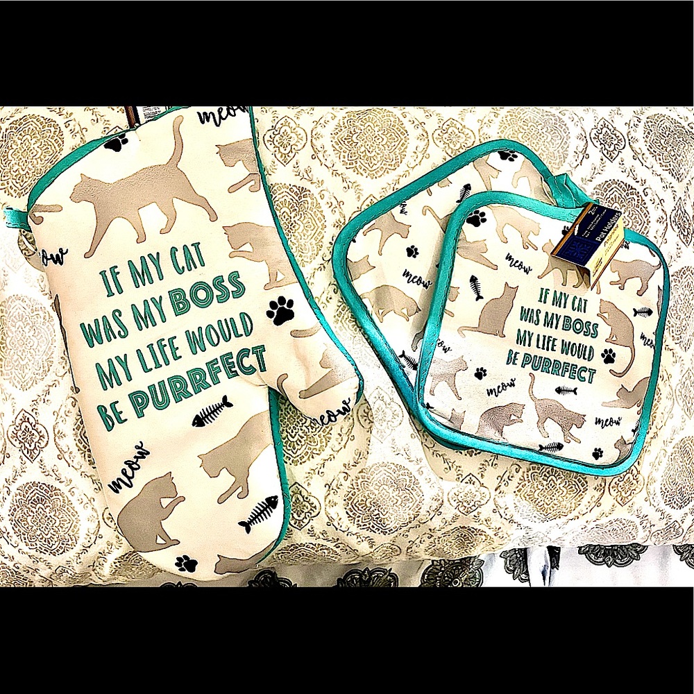 Cat kitchen decor